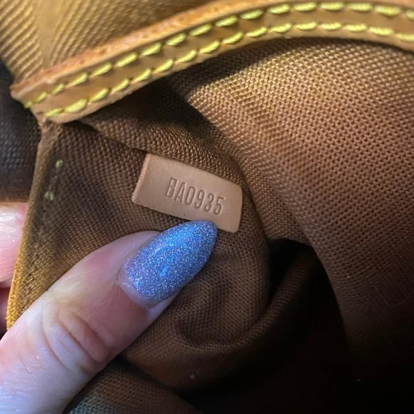 AUTHENTIC Louis Vuitton Custom Painted Alma Monogram